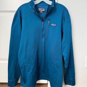 Patagonia Men's Blue Zip-Up Sweater XL